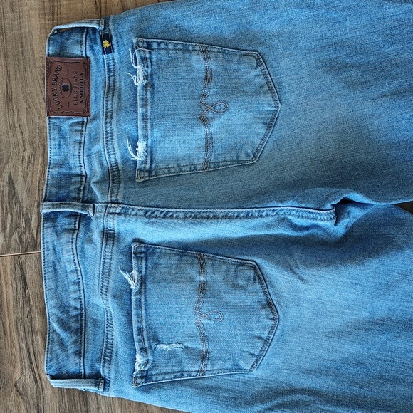 Like new Lucky Brand Lolita Skinny Ankle Jeans - Picture 5 of 6